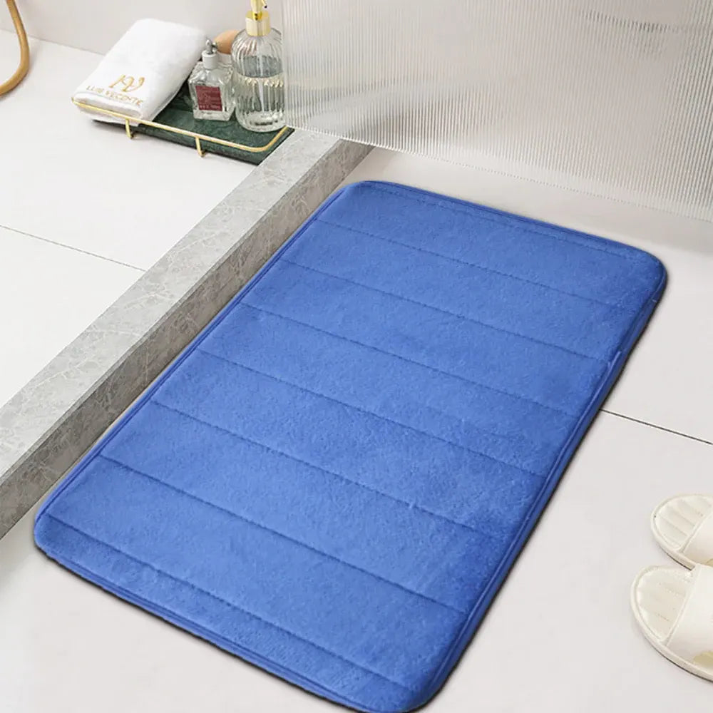 Plush Non-Slip Bath Mat with Quick-Dry Absorbent Surface