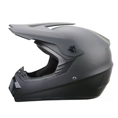 Full-Face Motocross Helmet with Extended Visor and Reinforced Chin Guard