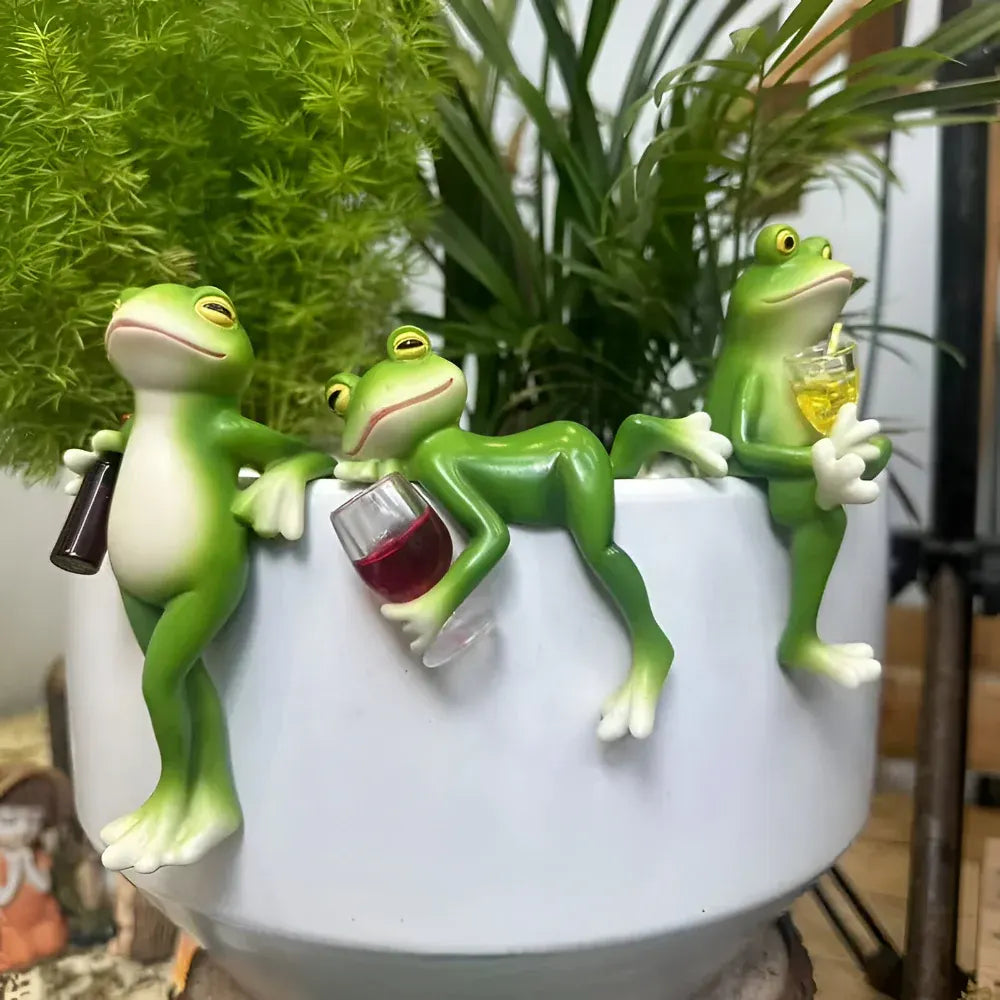 Hanging Frog Planter Edge Ornament for Garden Decoration