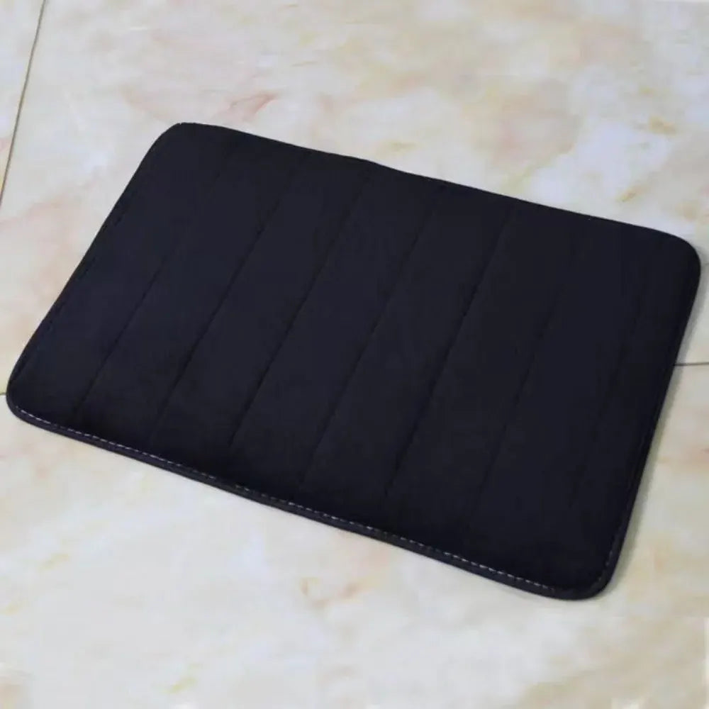 Plush Non-Slip Bath Mat with Quick-Dry Absorbent Surface
