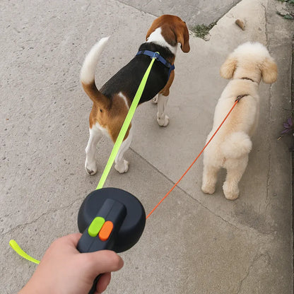 Retractable Dog Leash with Dual-Grip Handle Design